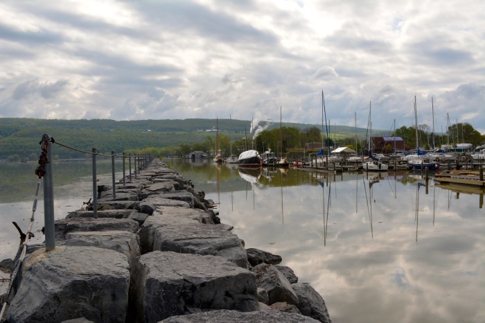 Early morning at the harbour in Watkins Glen 