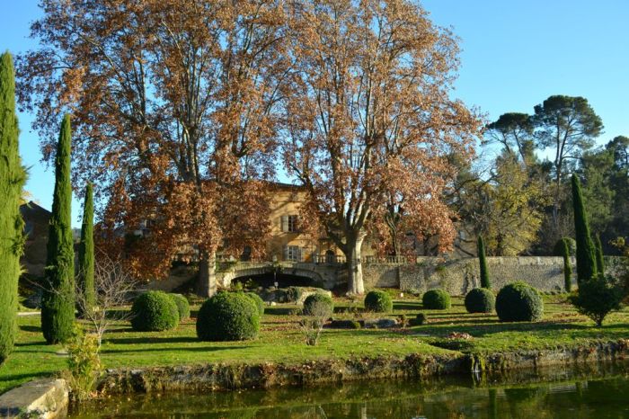 Château la Canorgue, fall, vinyard, movie “A Good Year”