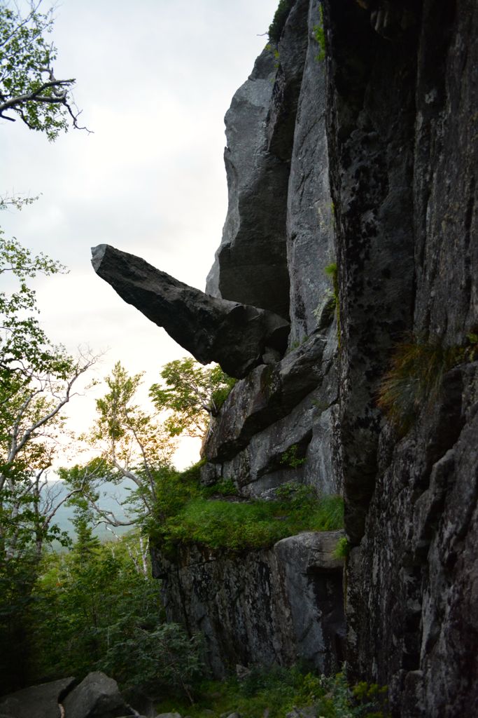Cantilever Rock, Sunset Ridge Trail, Mount Mansfield
